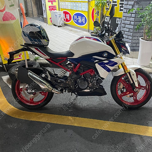 BMW G310r