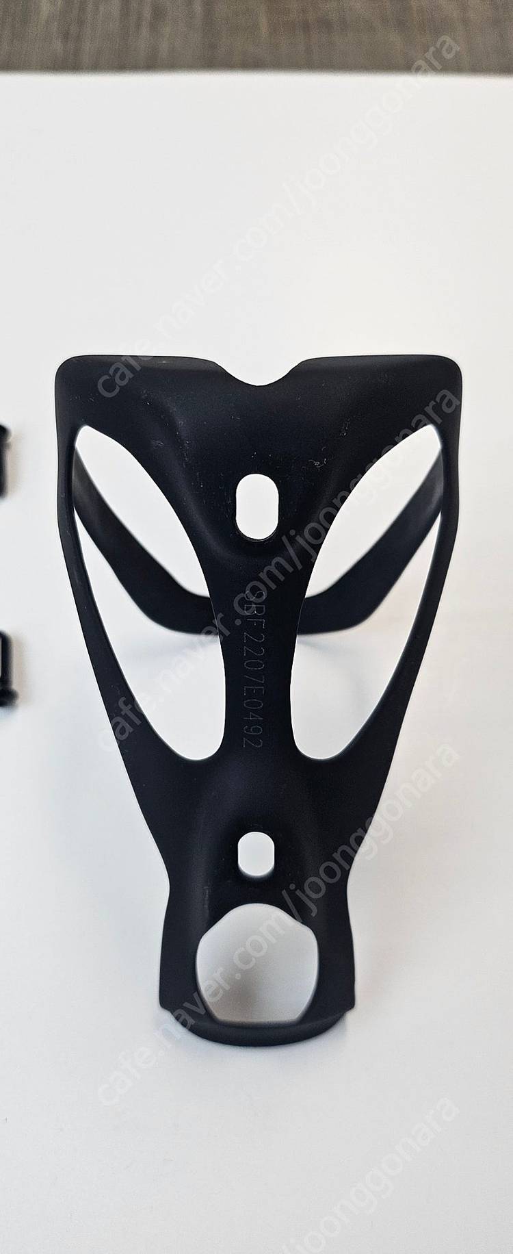 엔비 카본 물통케이지 팝니다--1