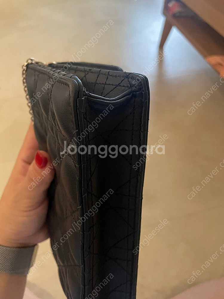 미스 디올 체인파우치 판매합니다--4