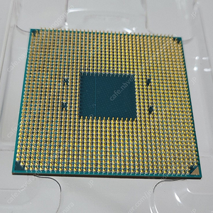 중고 AMD 라이젠 3700x 판매합니다.