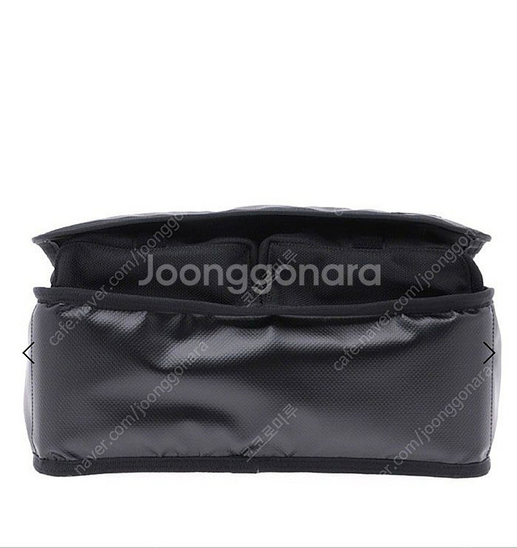요시다포터 히트 숄더백 팝니다. (703-06973)--3