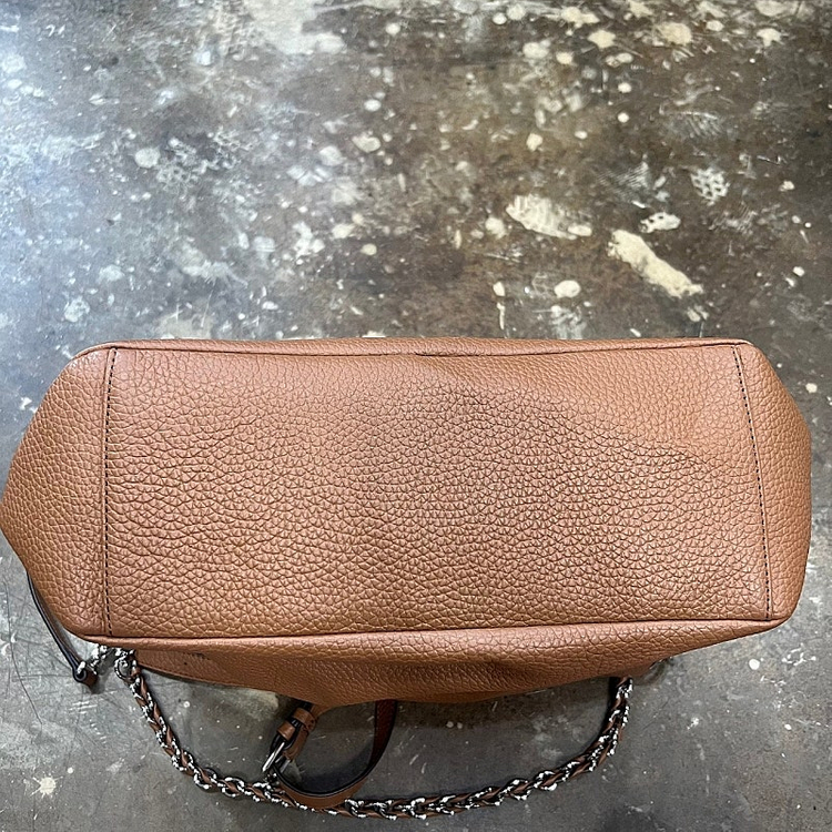 러브캣 크로스백 토트백 가방 숄더백 mcm 루이까또즈 코치 빈폴 이미지