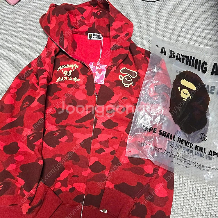 쿨거시 30만(이번주) 베이프 카모 레드 후드집업 기모 새상품--0