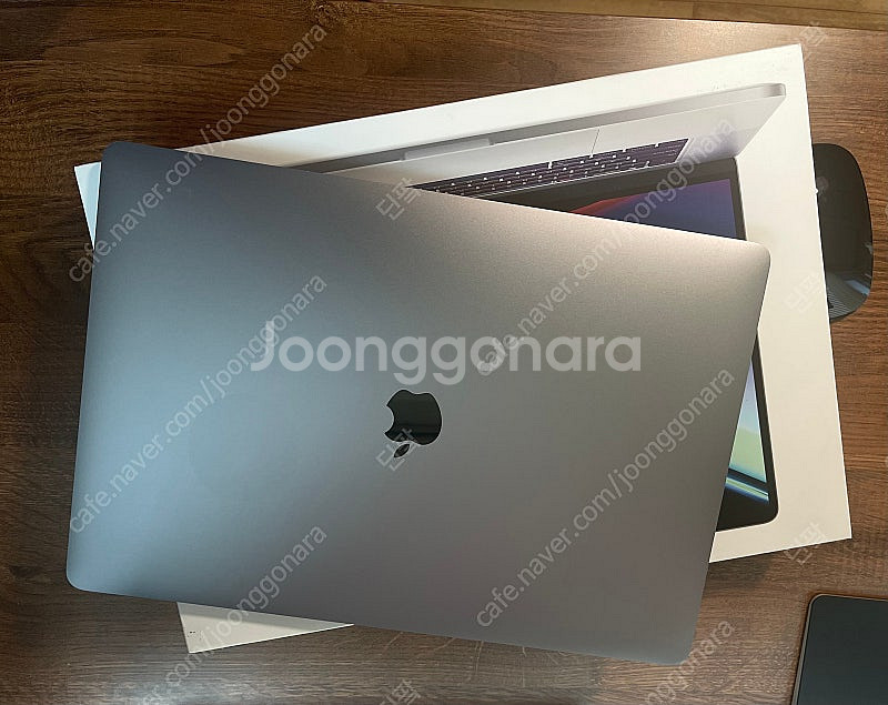 맥북 프로 16인치 인텔 i9 / Ram 32GB / ...--2
