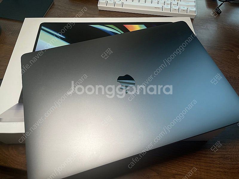 맥북 프로 16인치 인텔 i9 / Ram 32GB / ...--4