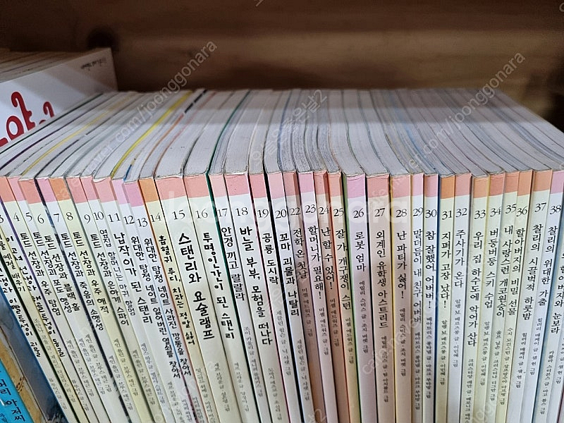 시공주니어문고 레벨1(40권)+네버랜드 꾸러기문고(41권) 총81권 저렴히 판매합니다--2