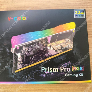 V-Color Prism Pro RGB DDR4 32GB (2x16GB) 3200MHz (PC4-25600) CL16 팝니다.