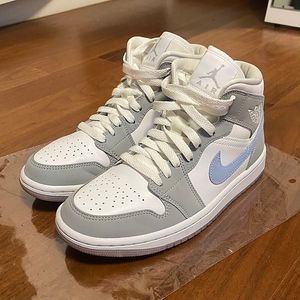 조던 1 미드 울프 그레이 230 Jordan 1 Mid Wolf Grey