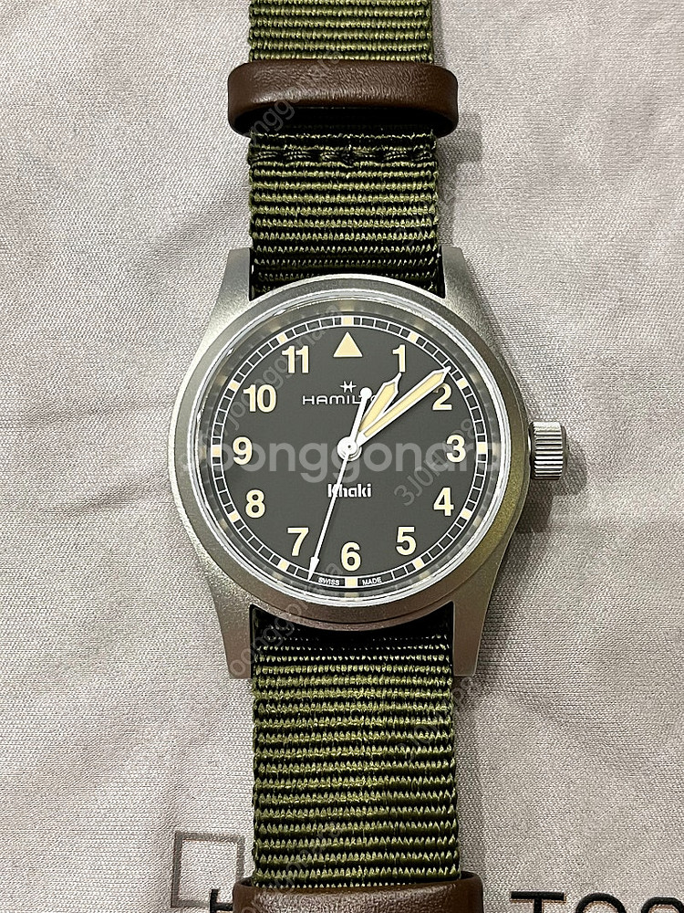 해밀턴 카키필드 쿼츠 33mm 블랙 다이얼 H69301...--1