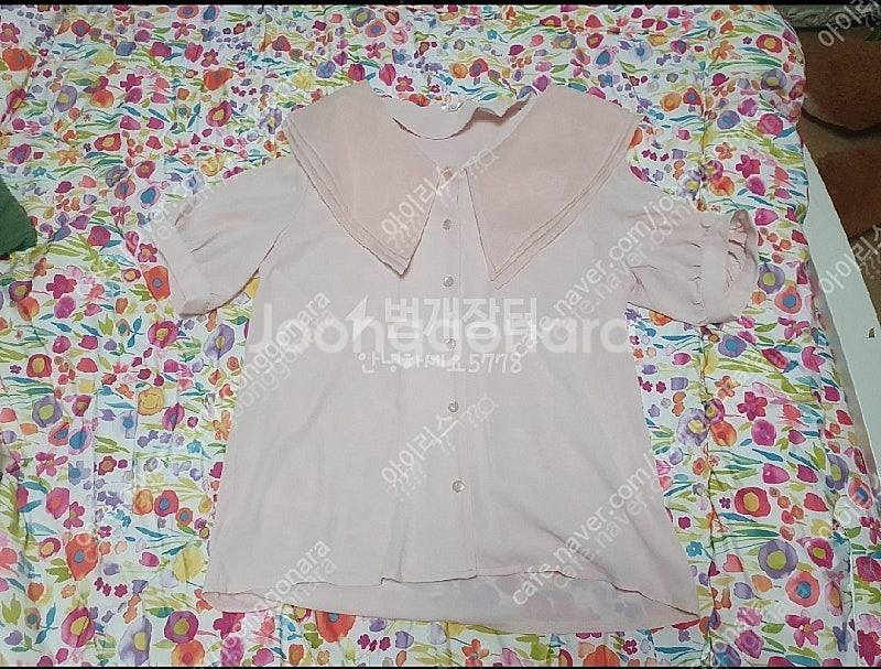 아뜨랑스 핑크 블라우스+검정 스커트 세트 판매합니다--3