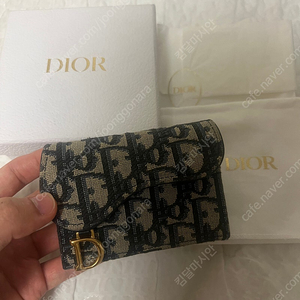 [크림 정품] 디올 Dior 오블리크 새들 플랩 여성카드지갑