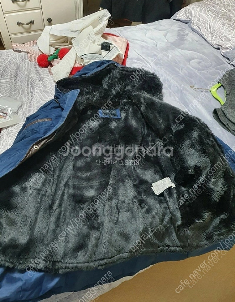 가격저렴 guess 게스 야상 패딩 점퍼 네이비 xs 80(44-55가능) 판매합니다--1