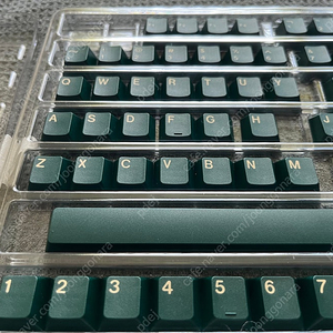 GMK BRG 그린알파 키캡 판매(브레그, British Racing Green)