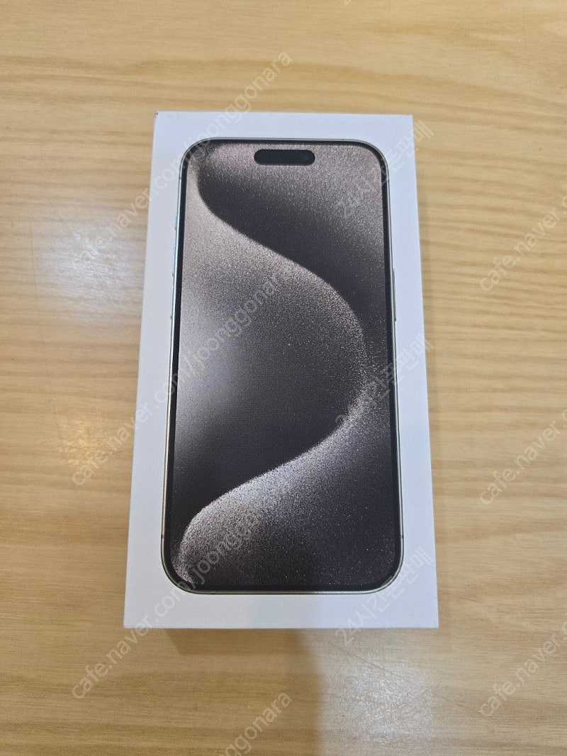 아이폰15프로네추럴티타늄128gb 자급제미개봉판매합니다--0