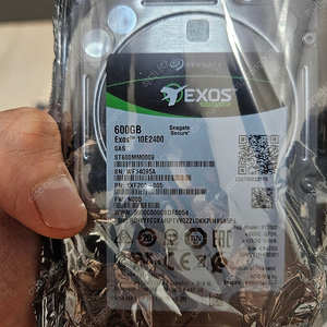 씨게이트 600gb exos 10e2400