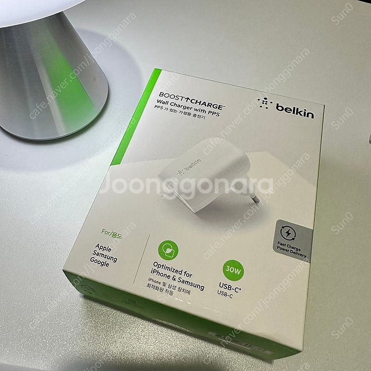 벨킨 30W PD 3.0 PPS 고속 충전기팝니다--0