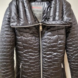 프라다 여성패딩 38사이즈