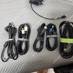 영상 기기 각종 연결 케이블 HDMI TO DP, DP TO HDMI, AUX 등