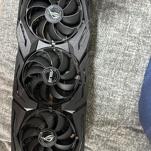 ASUS RTX2080TI ROG STRIX 팝니다.