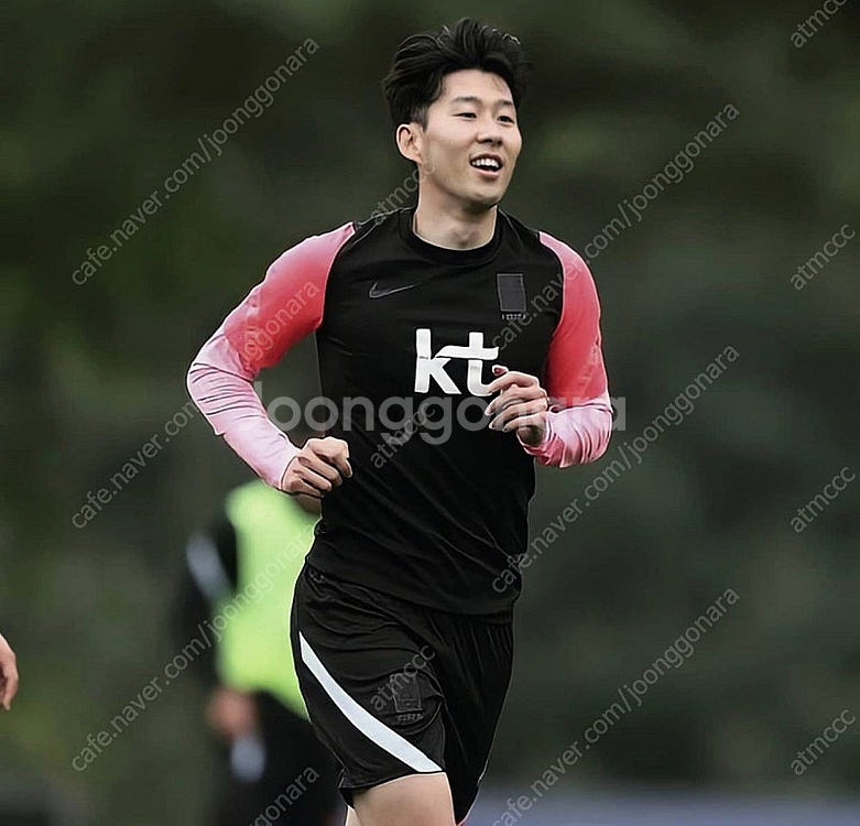 대한민국 축구대표팀 국가대표 선수지급용 국대 트레이닝탑--3