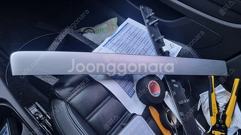 파사트 CC 대쉬보드 라인 조수석 판매합니다--2