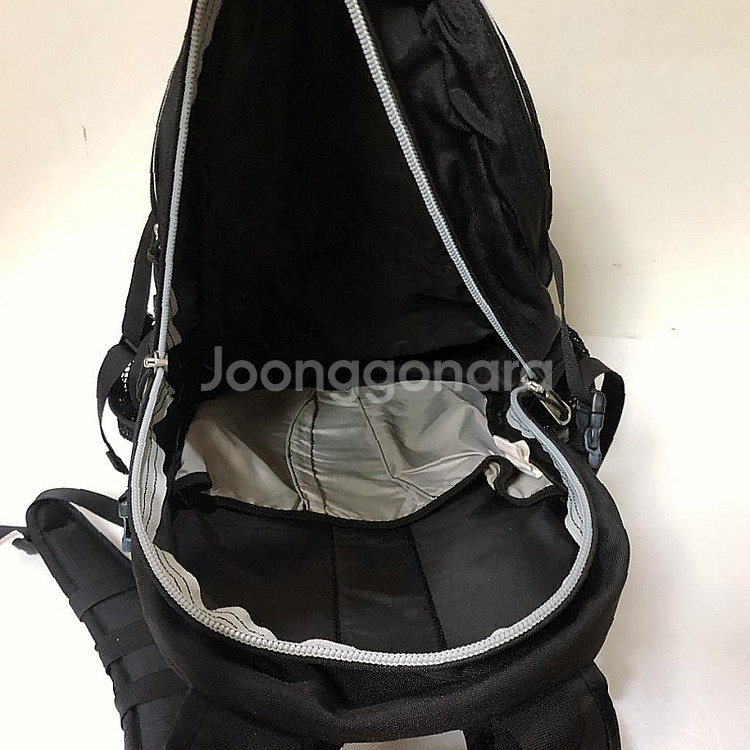 판매 노스페이스 등산배낭 30L--5