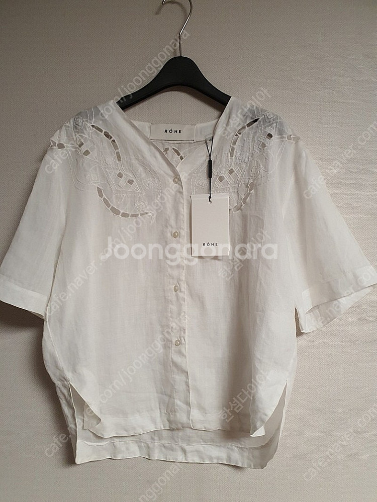 한섬 ROHE 레이스 펀칭 블라우스 44~55사이즈--4