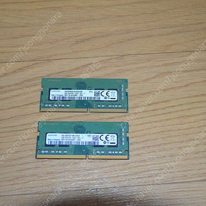 삼성전자 노트북 메모리 8G PC4-2400T 를 두 개를 일괄로 판매합니다.