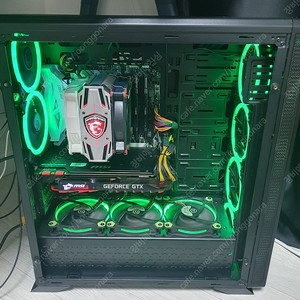 (개인) i7-7700K 1080Ti 게이밍 컴퓨터 판매합니다