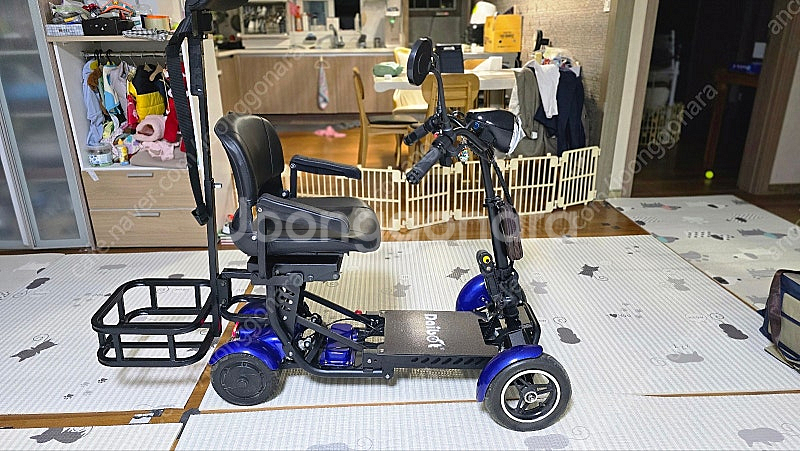 어르신 전동차 접이식 전기사륜 스쿠터 판매합니다--7