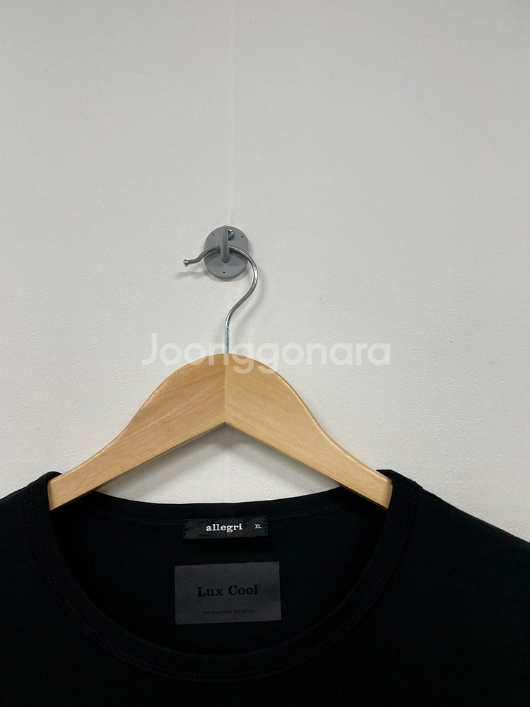 105)24ss 알레그리 럭스쿨 반팔 티셔츠 판매합니다...--2