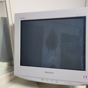 소니 crt g420 부품용 팝니다.