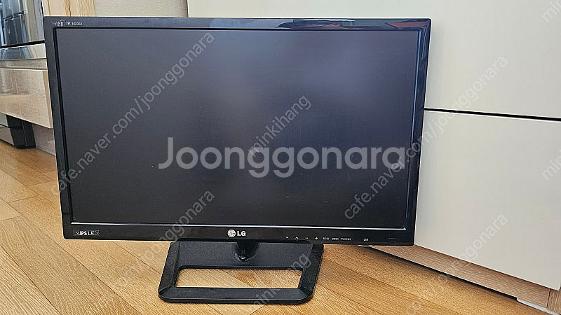 LG 23인치 TV겸용 IPS LED 모니터 팝니다.--0