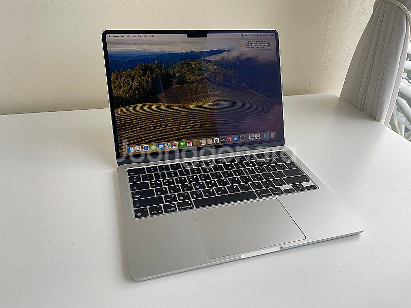 2024 맥북에어 13인치 M3 8코어 8GB 256G...--0