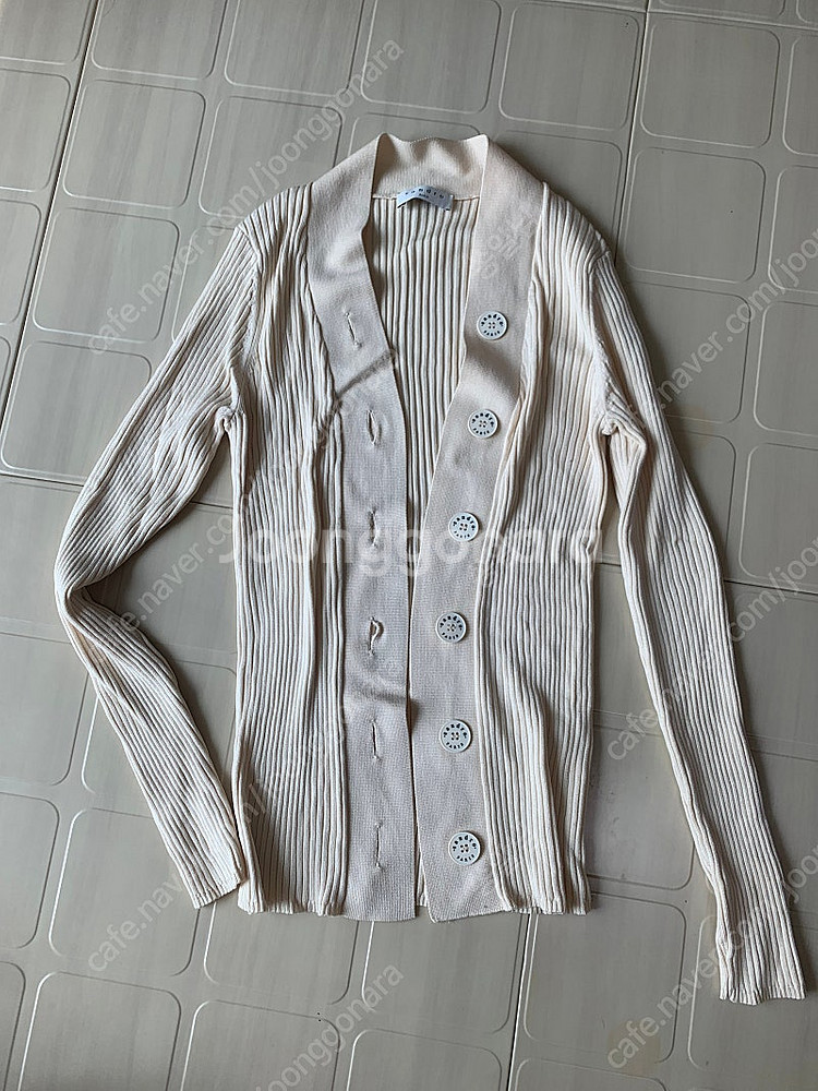 산드로 가브리엘 가디건 에크루 1사이즈 구단추--0