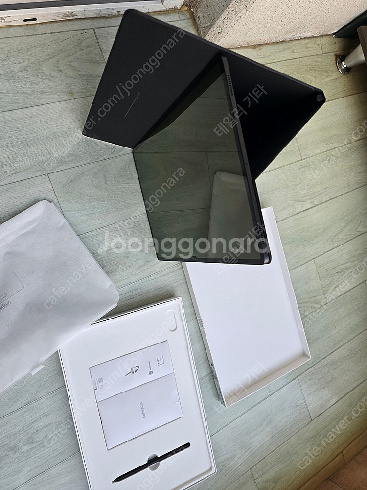 갤럭시탭 s8 울트라 128GB WiFi + 삼성 정품...--1