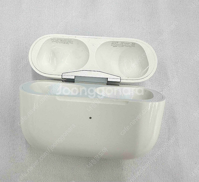 에어팟 프로용 맥세이프 충전 케이스 A2190--0