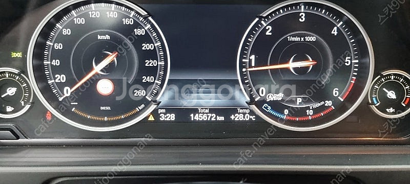 bmw 520d 화이트바디 화이트시트 조합 급매--2