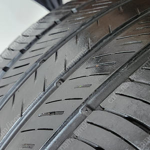 금호타이어 크루젠 HP71 275/40R20 2개