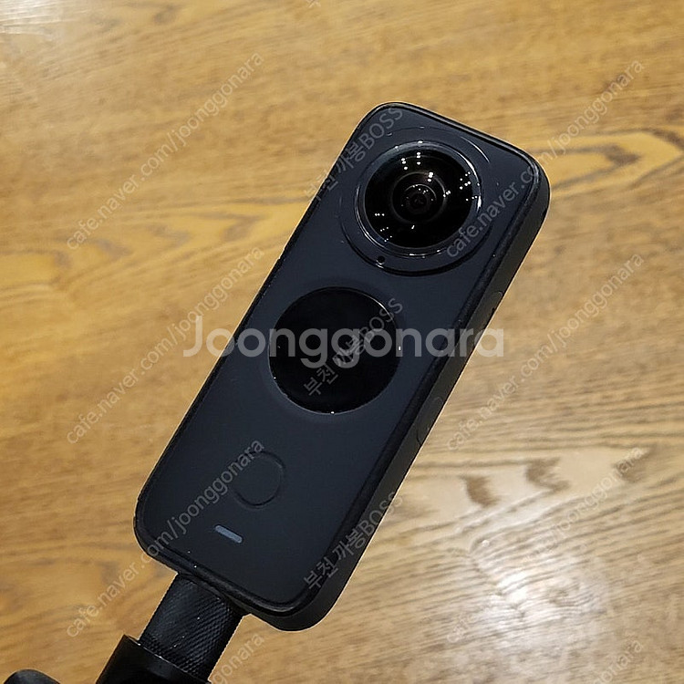 인스타360 x2 추가배터리3개 리모컨 등 일괄로만--0