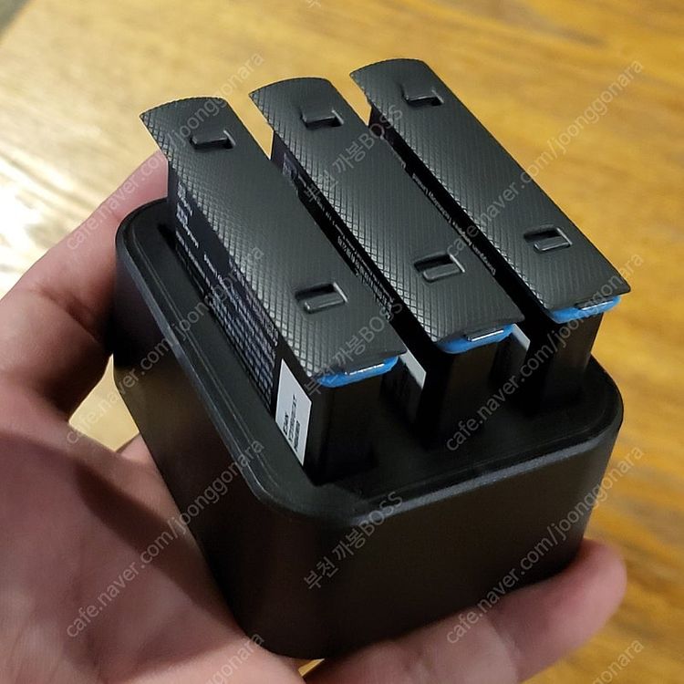 인스타360 x2 추가배터리3개 리모컨 등 일괄로만--5