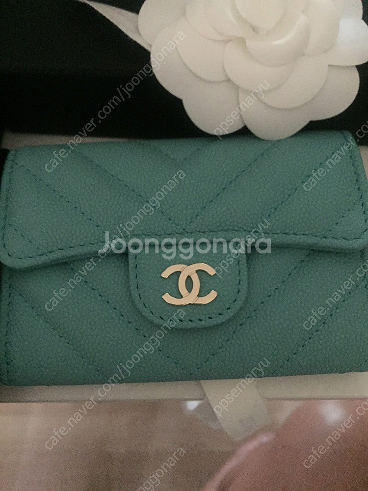 [정품]샤넬 쉐브론 민트 새상품 카드지갑 판매합니다--3