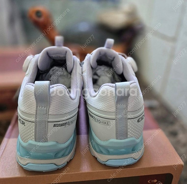 아이더 등산 트레킹화 팝니다. 택 그대로 새상품입니다 280--2