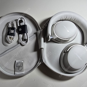 보스 QC 울트라 헤드폰 화이트 스모크 판매합니다. / Bose QuietComfort Ultra Headphones