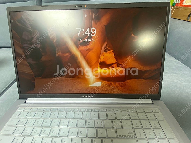 ASUS VivoBook 17인치 노트--2