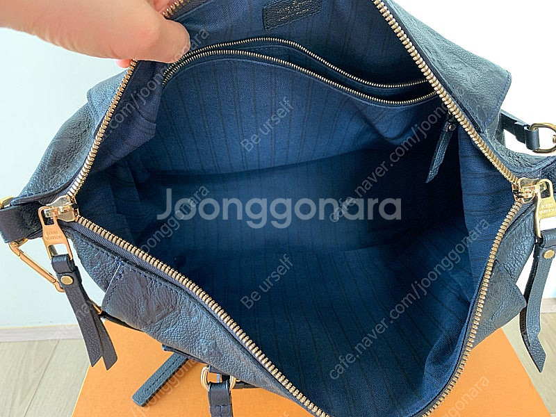 정품 루이비통 앙프렝뜨 루미네즈 pm 블랙차콜--6