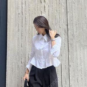 Linjes 린즈 frill shirt 프릴셔츠