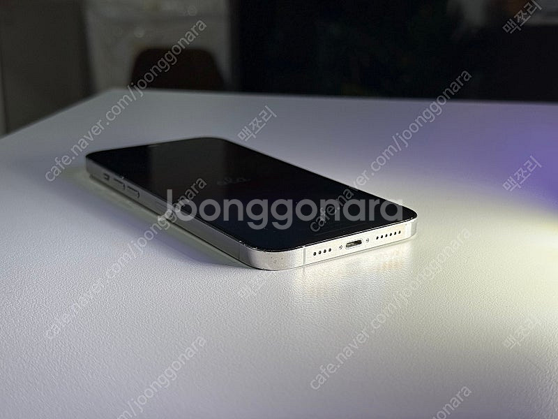 아이폰12pro max 256gb 색상 화이트--1