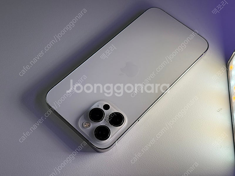 아이폰12pro max 256gb 색상 화이트--4