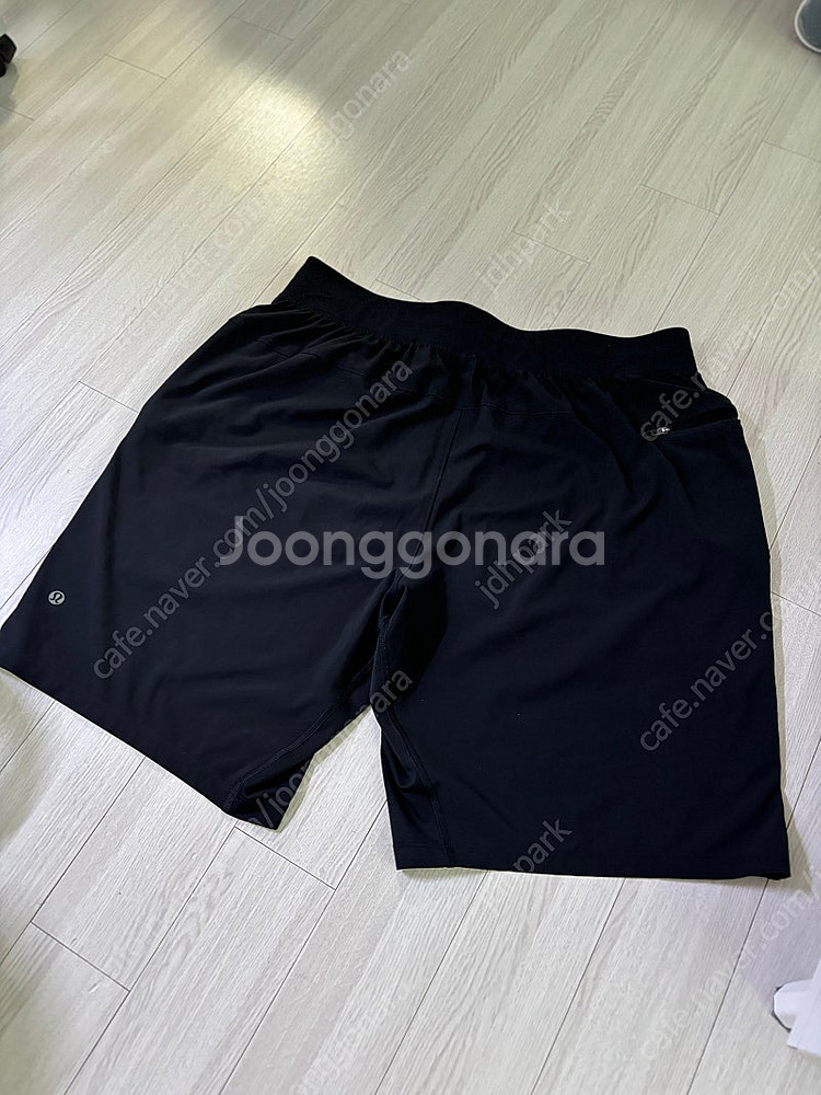 룰루레몬 제로드인 쇼츠 라이너리스 XL 판매--1